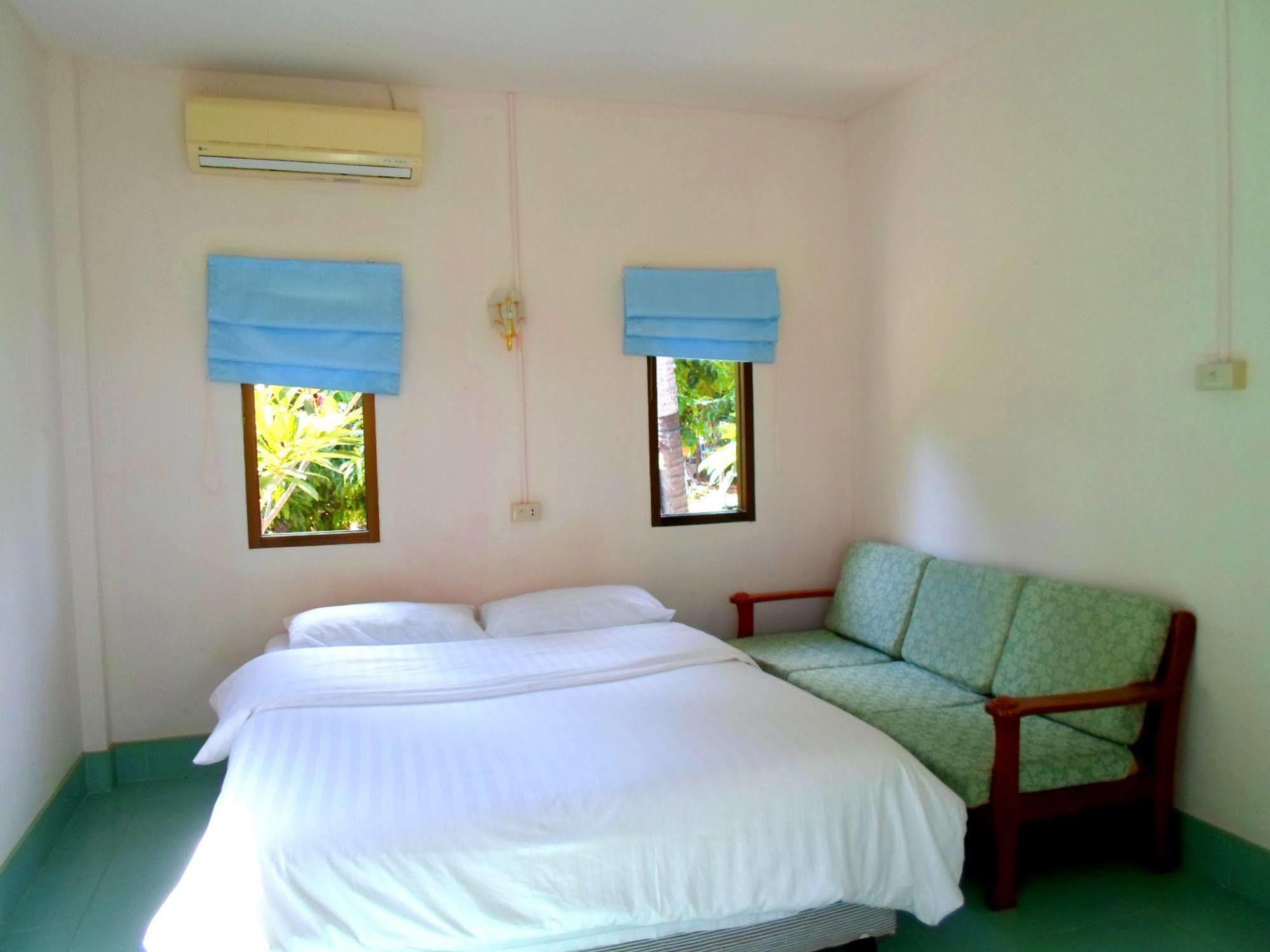 Baan Kuasakul Resort Menam-part Kültér fotó