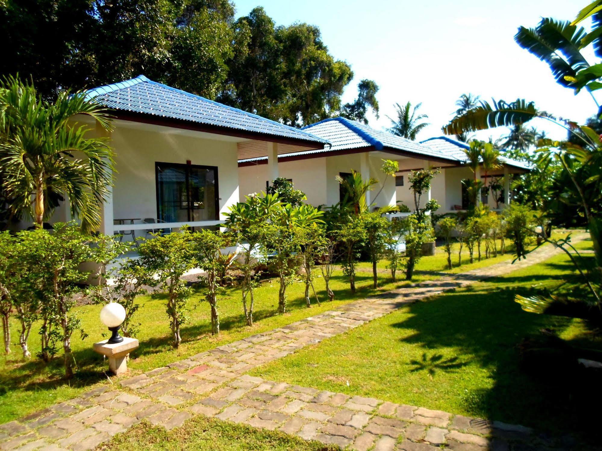 Baan Kuasakul Resort Menam-part Kültér fotó